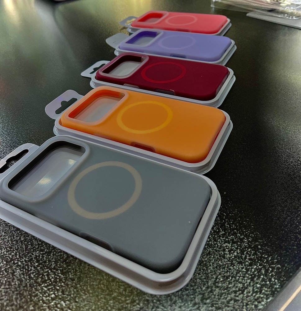 سیلیکونی اورجینال 17pro